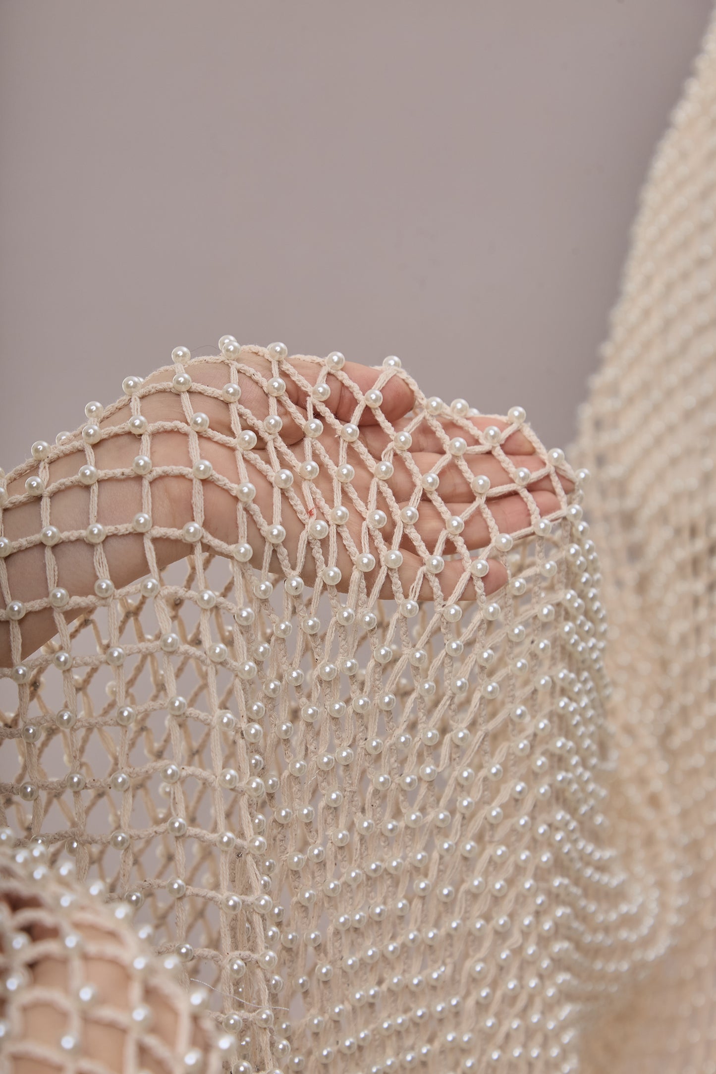 S0669 - Embroidered cotton net with pearls 