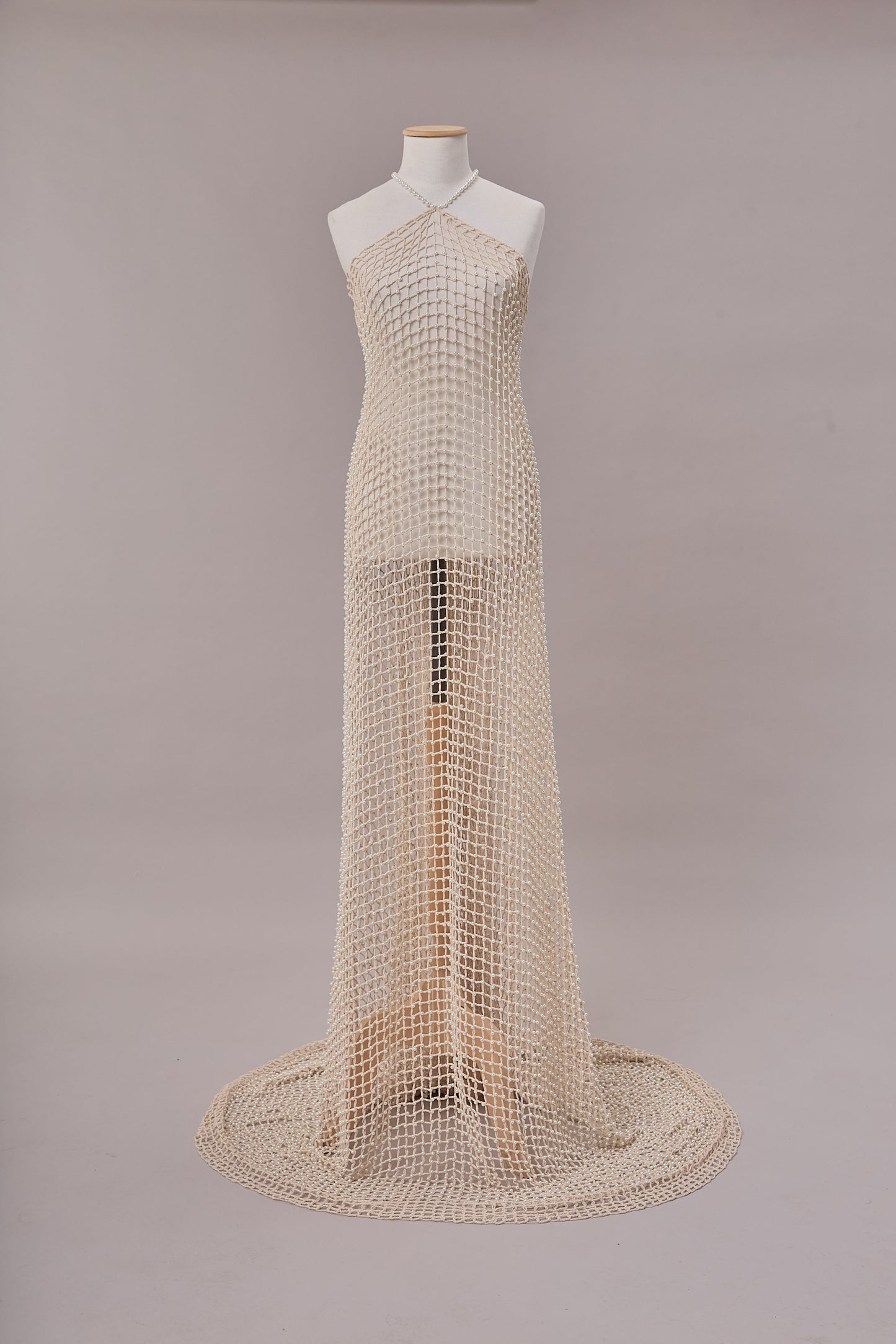S0669 - Embroidered cotton net with pearls 