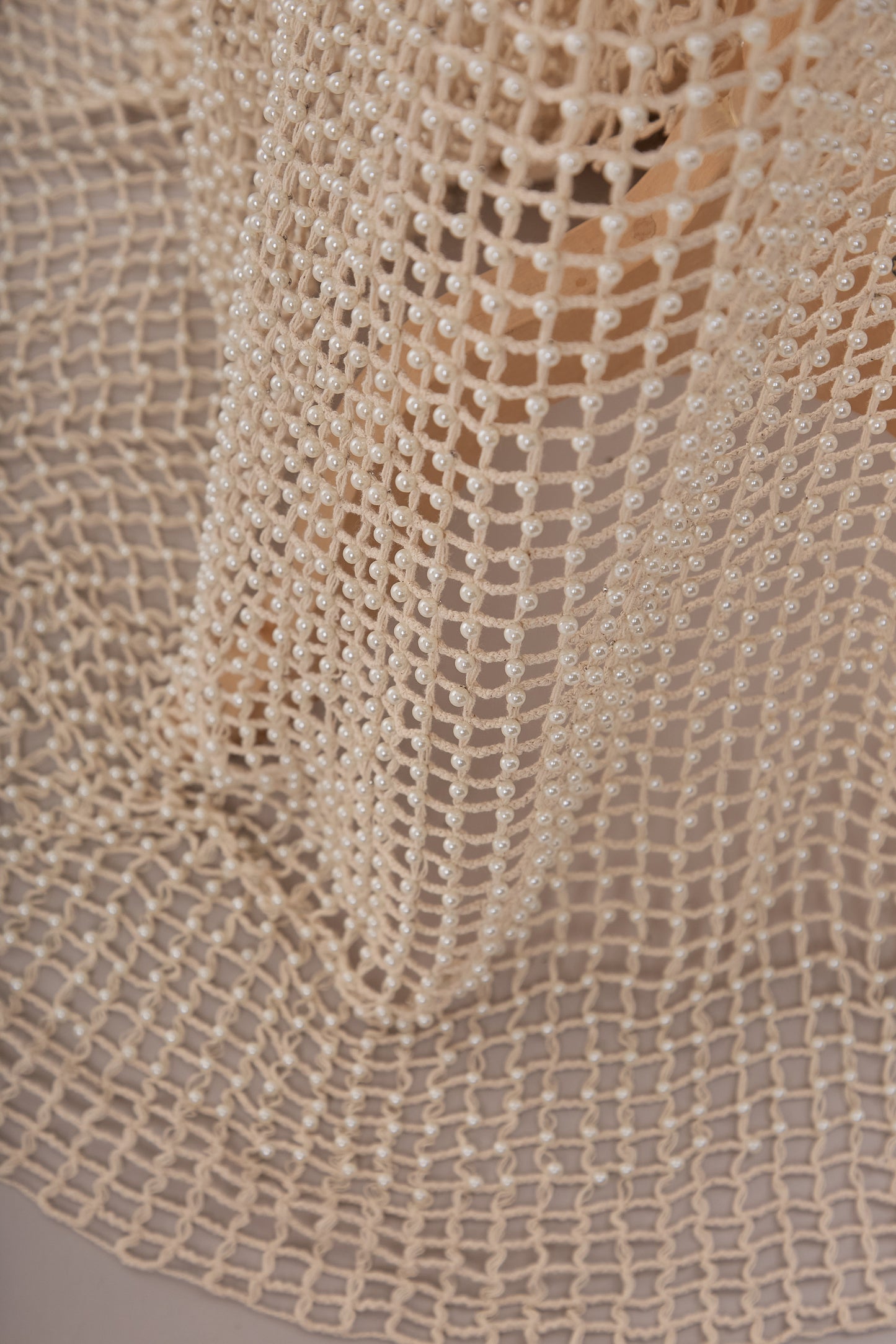 S0669 - Embroidered cotton net with pearls 