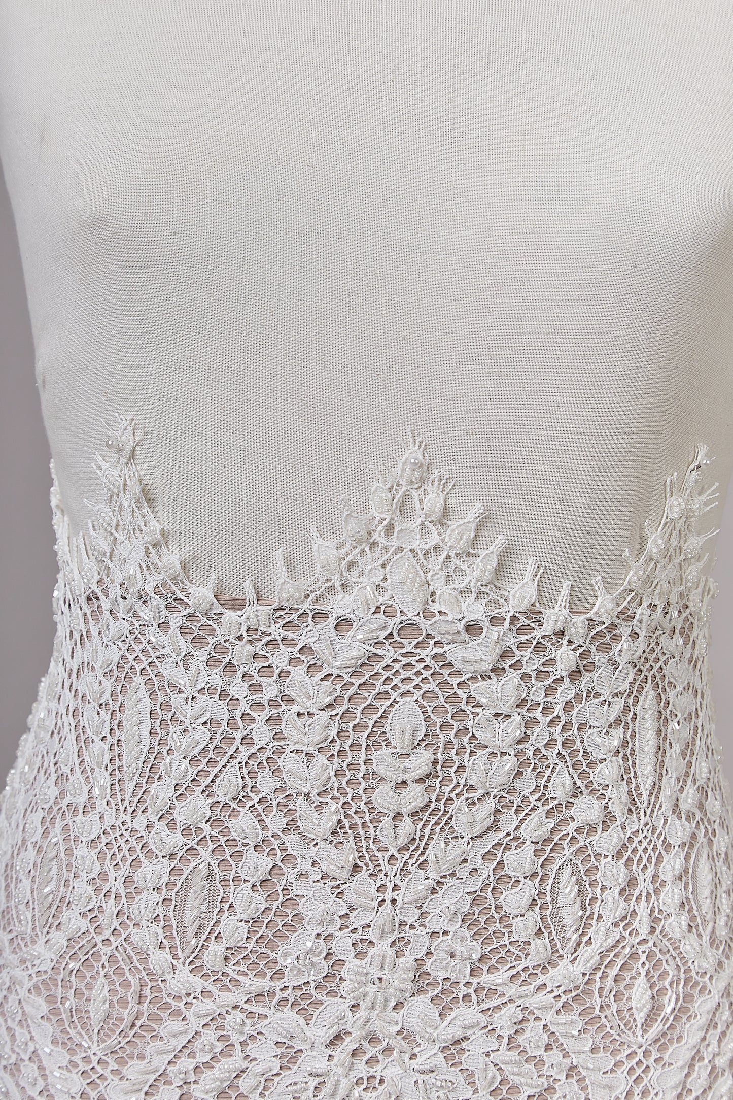 S0622 EMBROIDERED LACE WITH BEADS