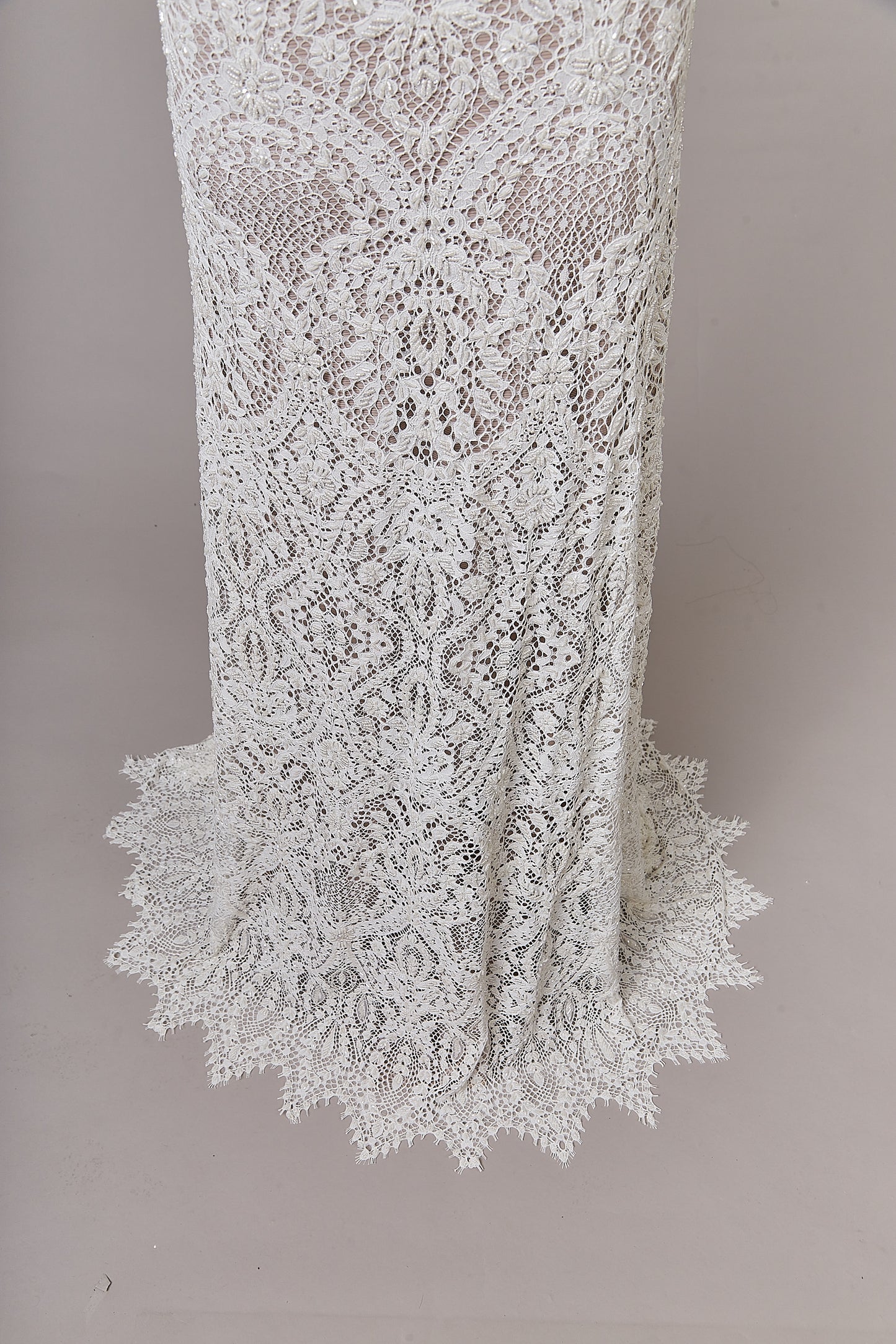 S0622 EMBROIDERED LACE WITH BEADS