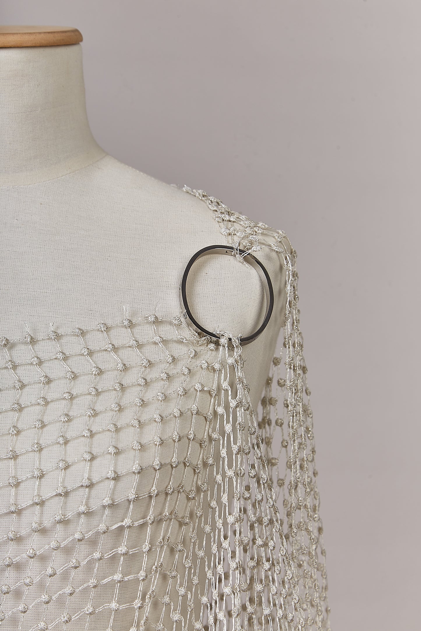 S0627 GUIPURE WITH LUREX THREAD