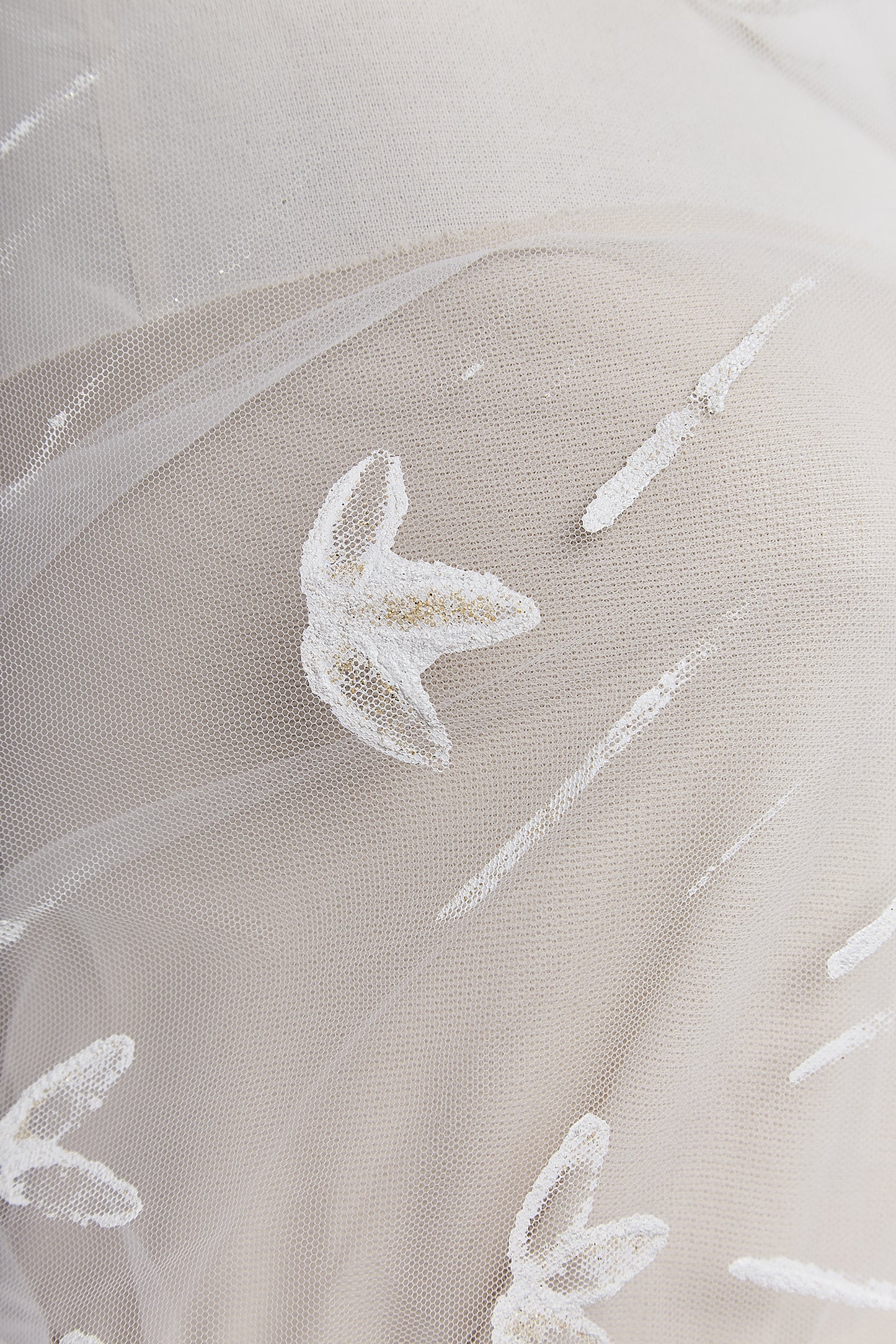 S0639 HAND-PAINTED FLORAL TULLE