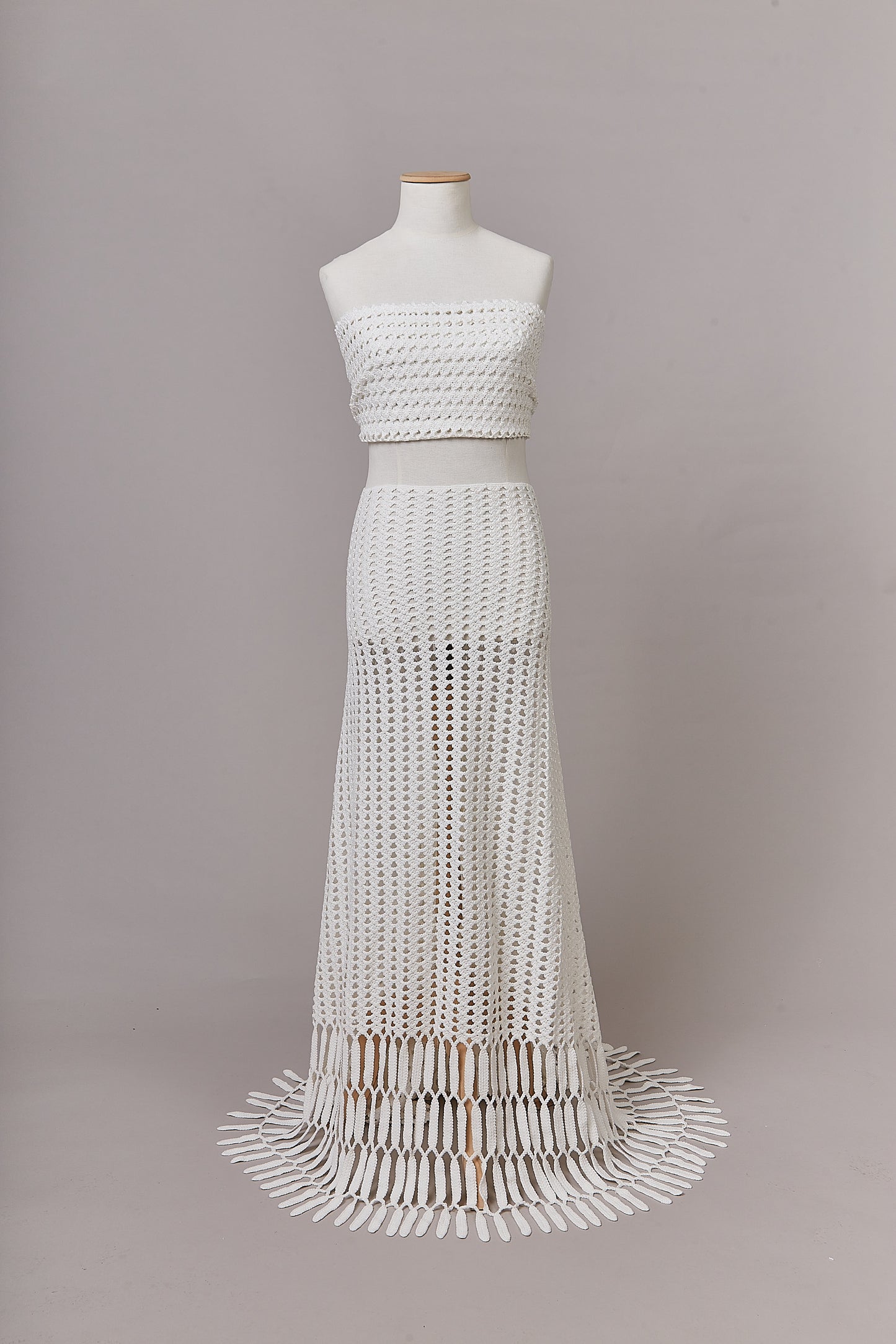 S0640 CROCHET NET WITH FRINGES