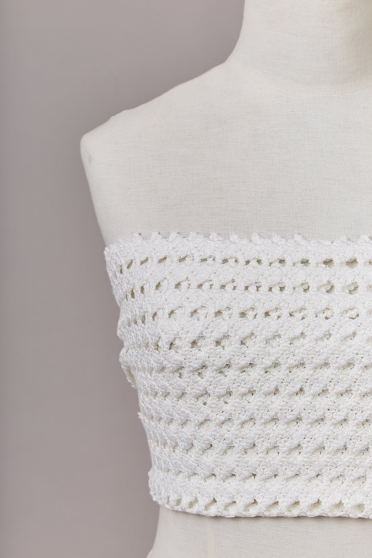 S0640 CROCHET NET WITH FRINGES