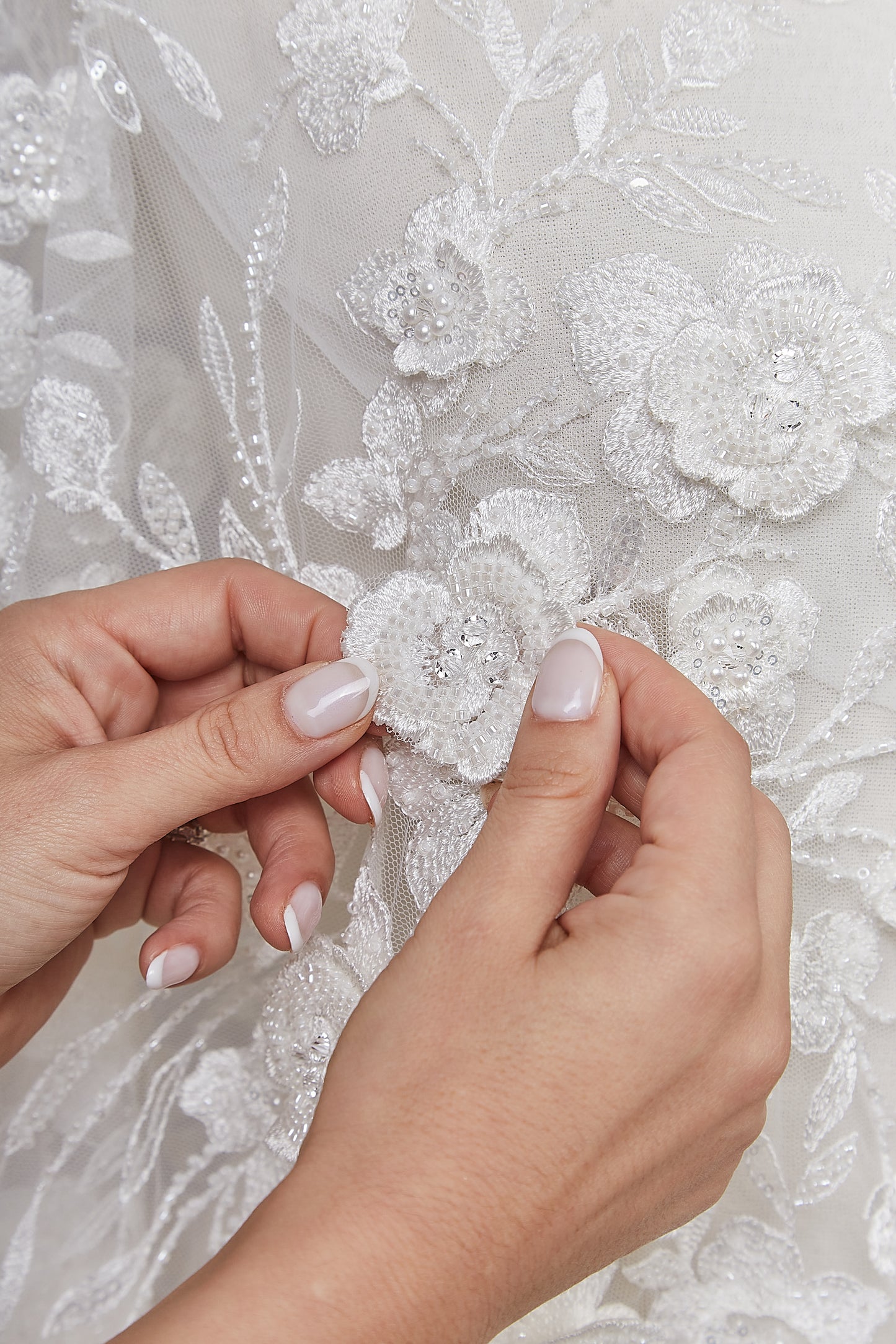 S0643 EMBROIDERED TULLE WITH SEQUINS, BEADS AND 3D FLOWERS