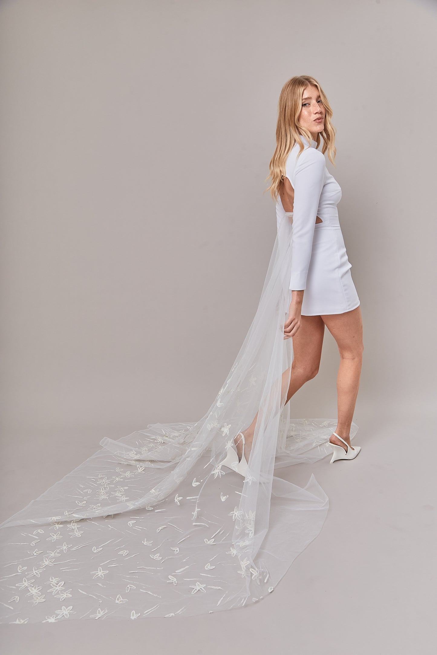 S0639 HAND-PAINTED FLORAL TULLE