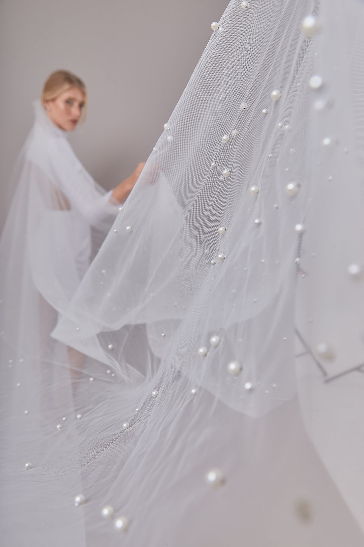 S0630 EMBROIDERED TULLE VEIL WITH PEARLS