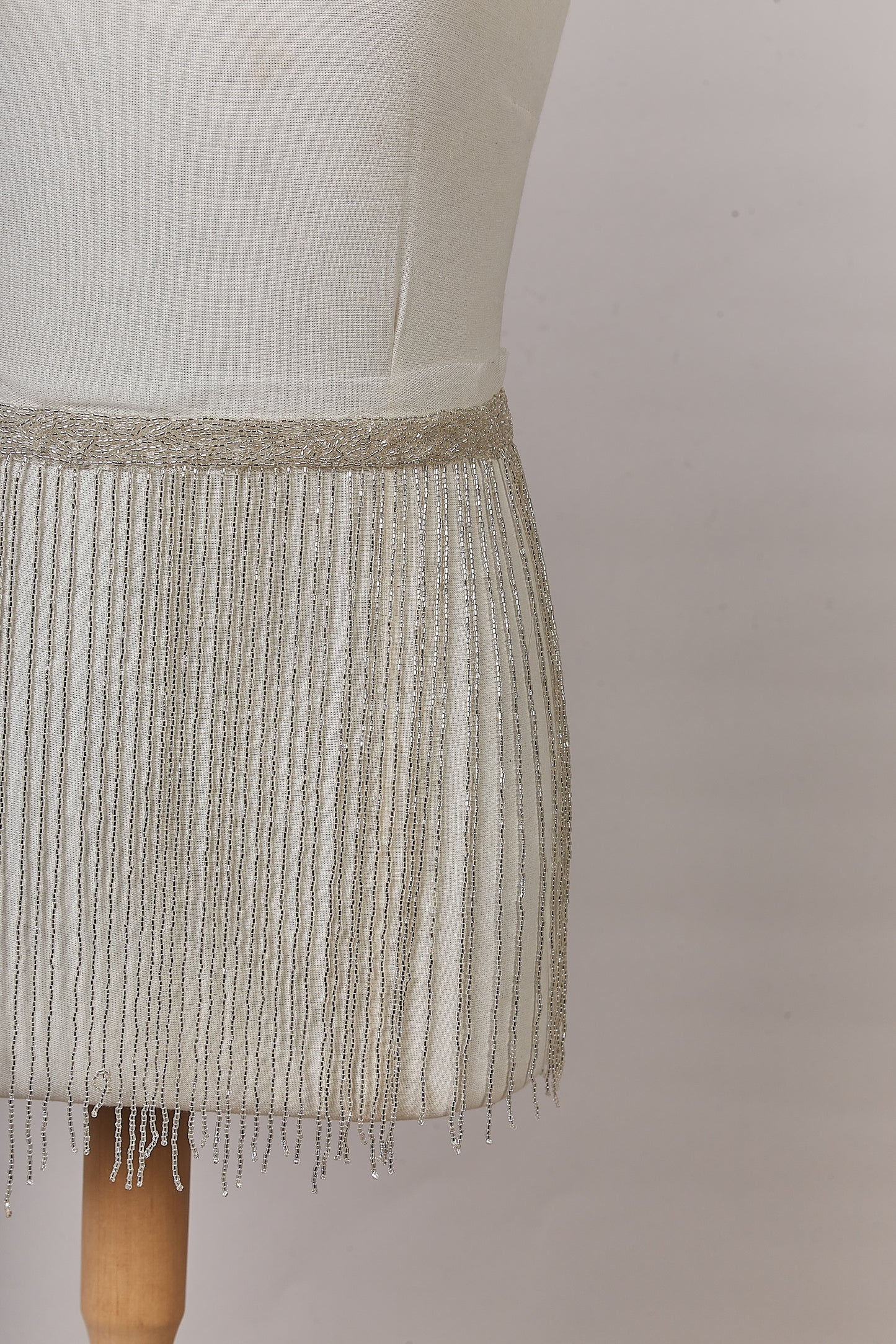S0647 SILVER BEADED FRINGE TRIM