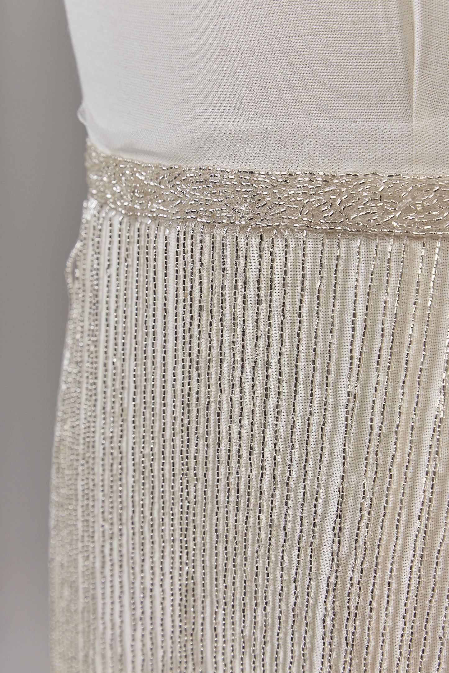 S0647 SILVER BEADED FRINGE TRIM