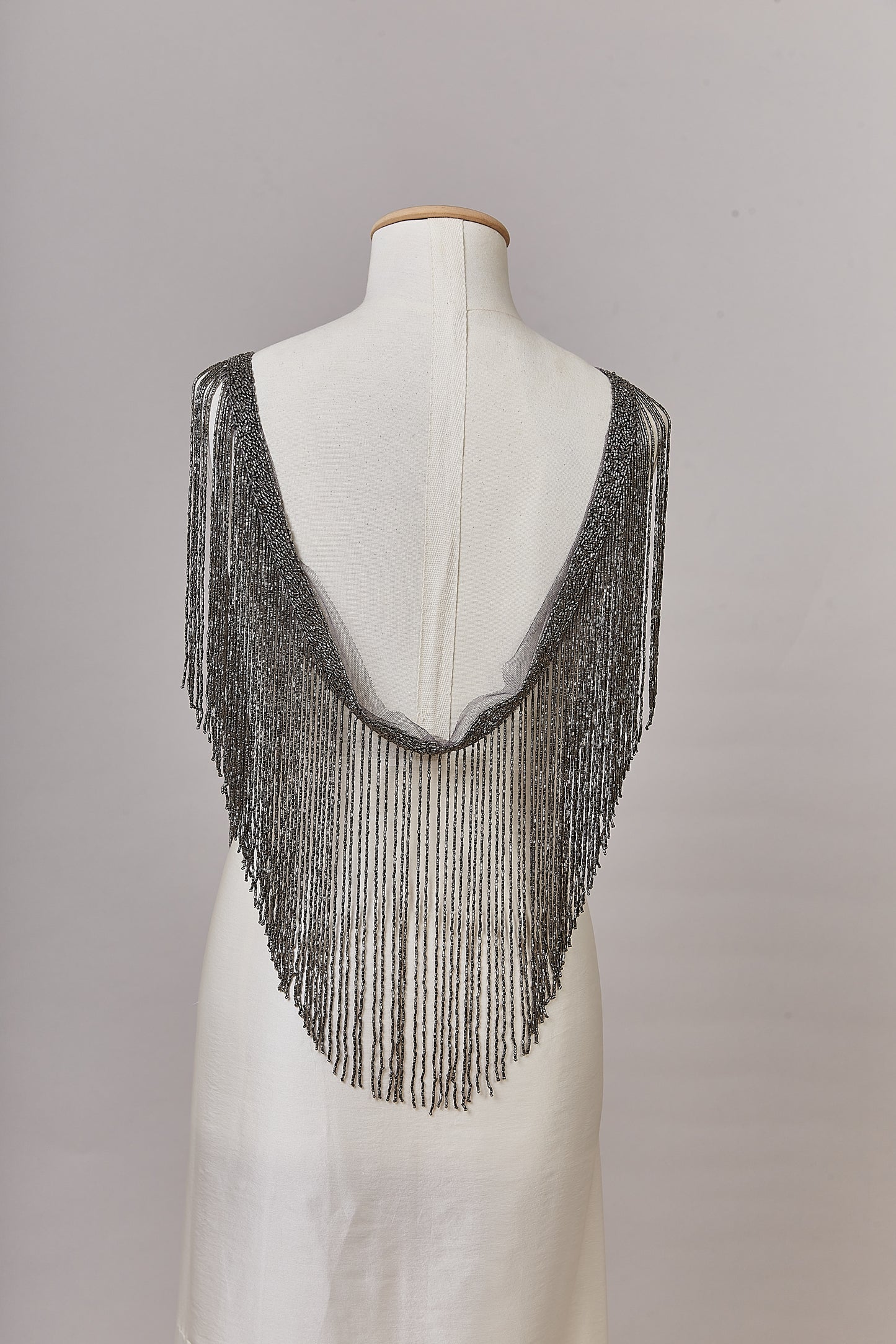S0647 PEWTER BEADED FRINGE TRIM