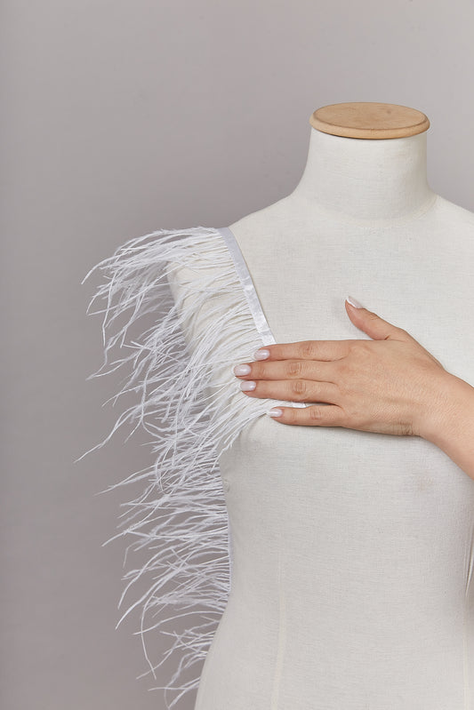 S0655 FEATHER GALLOON