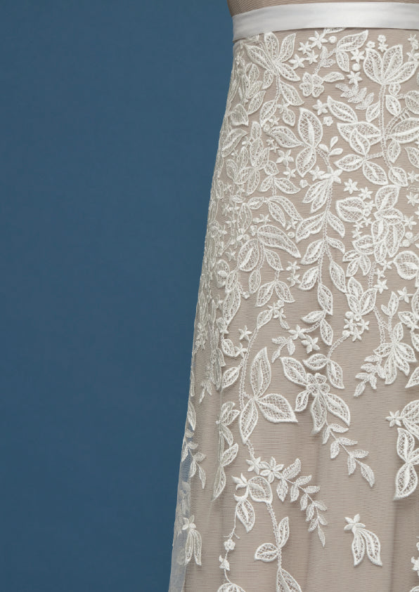 S0422 EMBROIDERED TULLE WITH LEAVES
