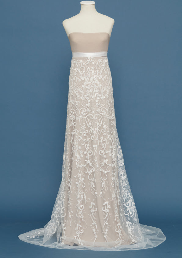 S0450 EMBROIDERED TULLE WITH ARABESQUES DESIGN