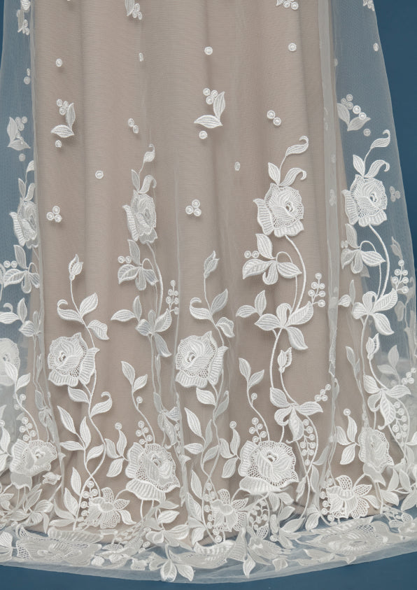 S0487 EMBROIDERED PLUMETI TULLE WITH FLOWERS
