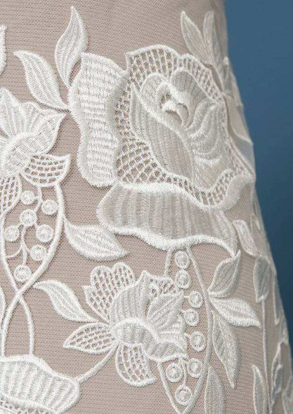 S0487 EMBROIDERED PLUMETI TULLE WITH FLOWERS