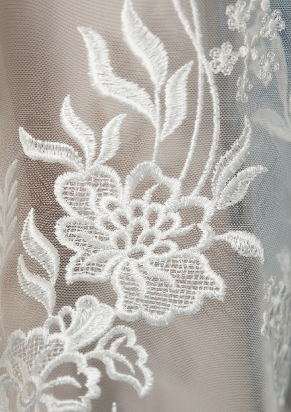 S0499 EMBROIDERED TULLE IN PROGRESSION WITH FLOWERS