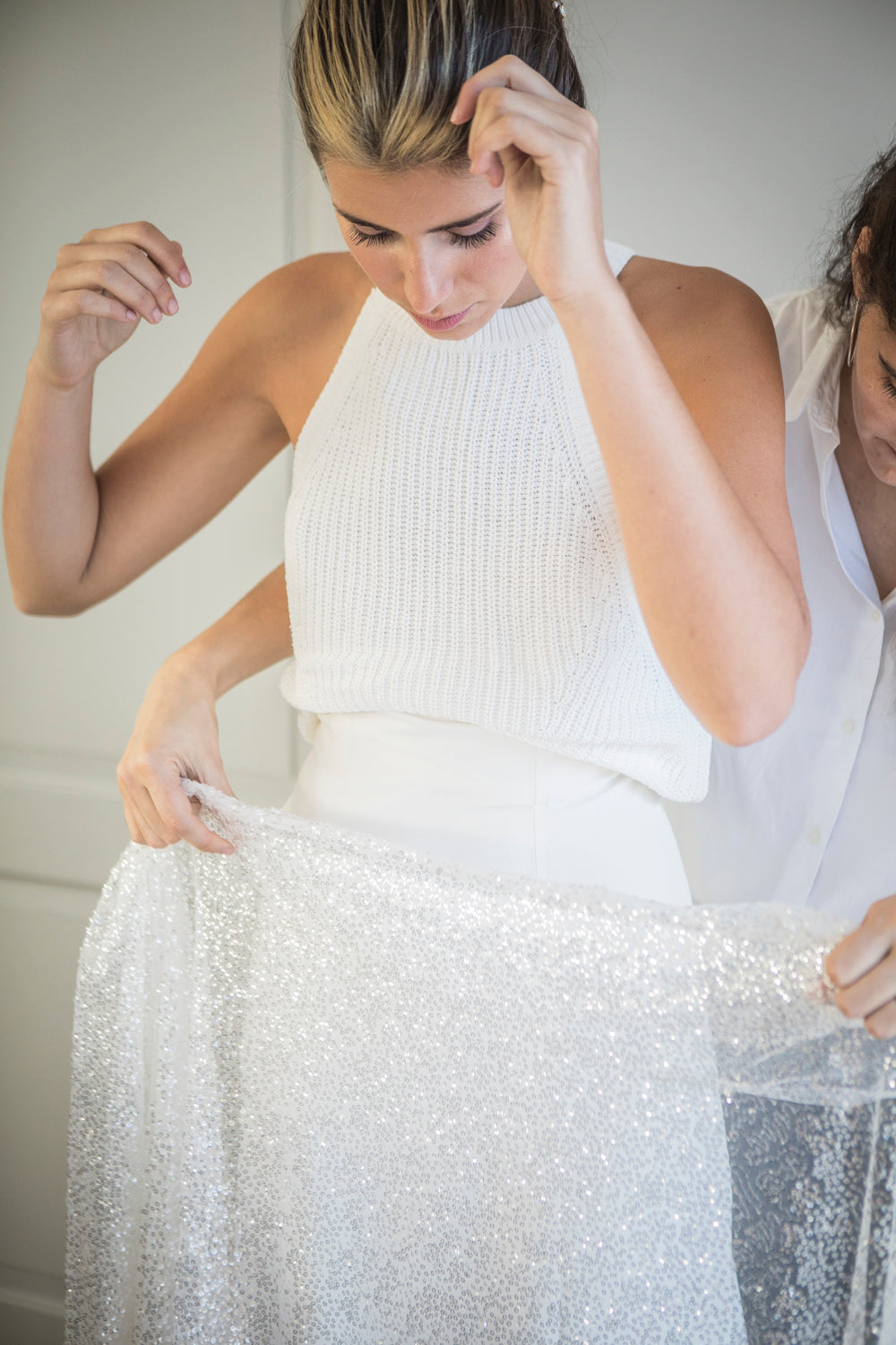 S0264 EMBROIDERED TULLE WITH PAILLETTES