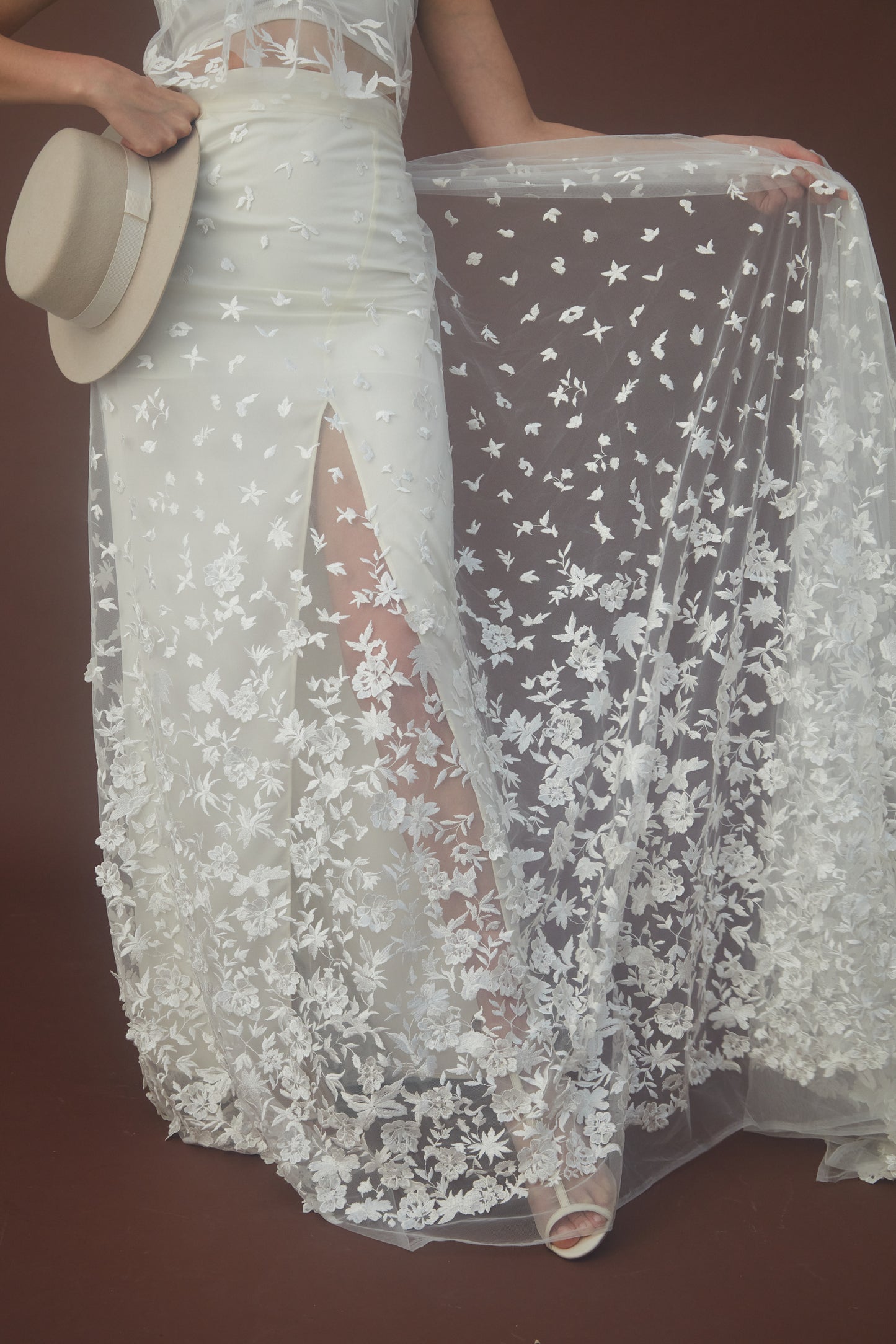 S0082 EMBROIDERED TULLE WITH 3D FLOWERS