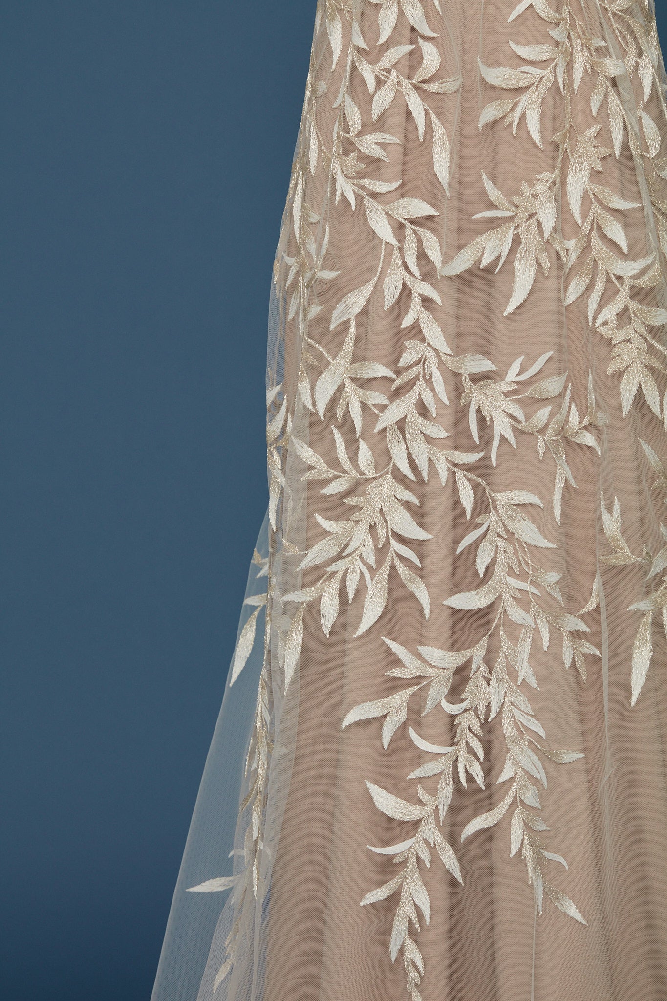 S0377 EMBROIDERY TULLE WITH GOLDEN LUREX