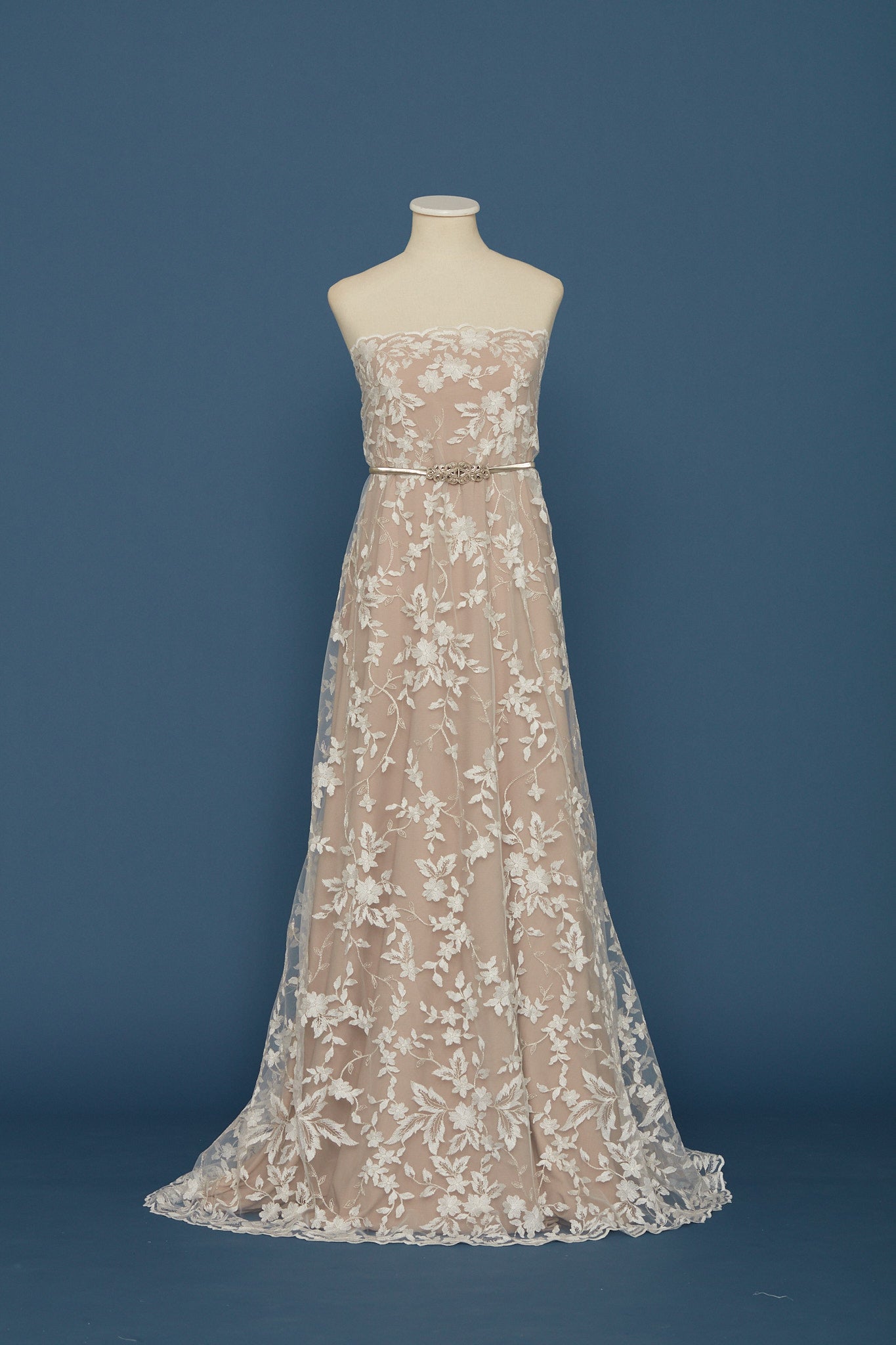 S0375 EMBROIDERY TULLE WITH GOLDEN LUREX