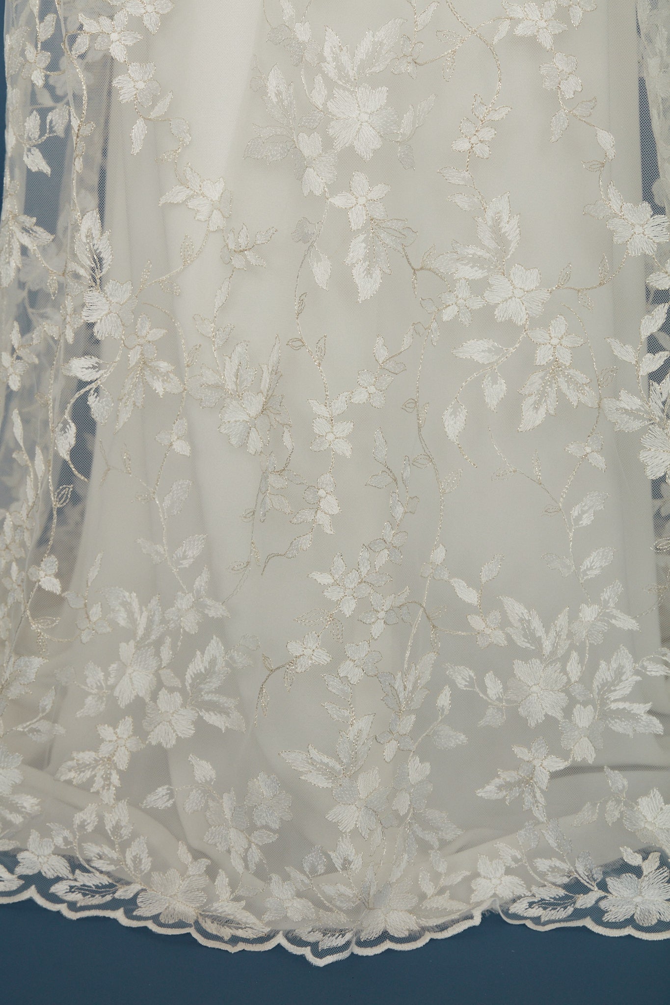 S0375 EMBROIDERY TULLE WITH GOLDEN LUREX