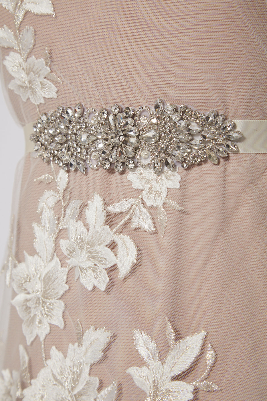 S0316 EMBROIDERY TULLE WITH GOLDEN LUREX