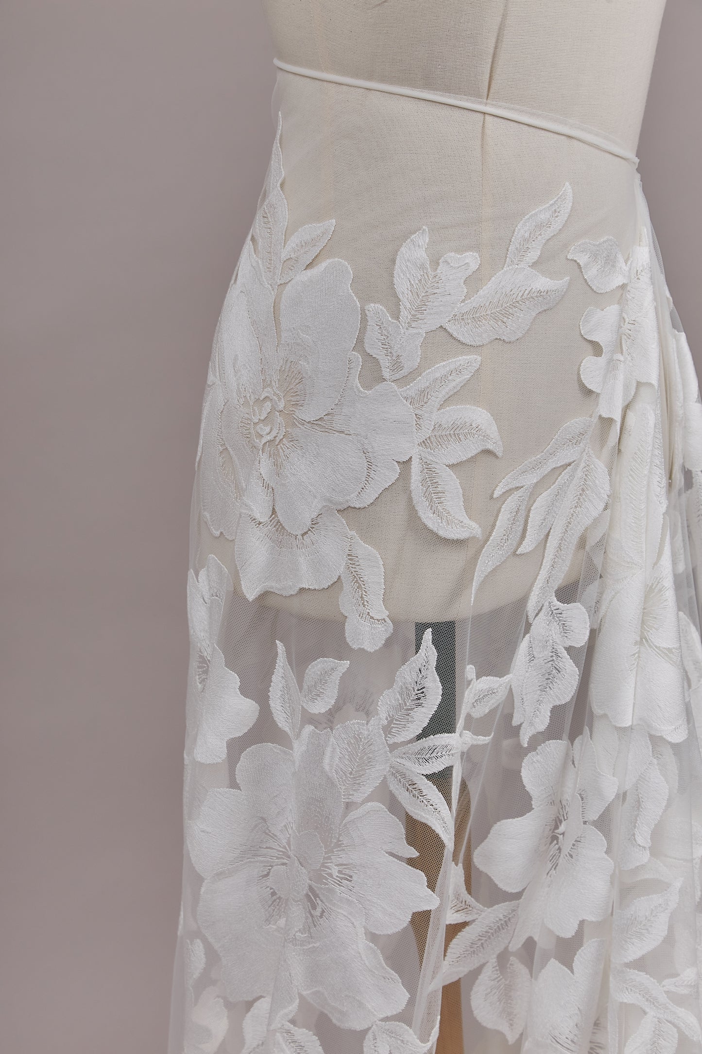 S0615 EMBROIDERY TULLE WITH COTTON FLOWERS