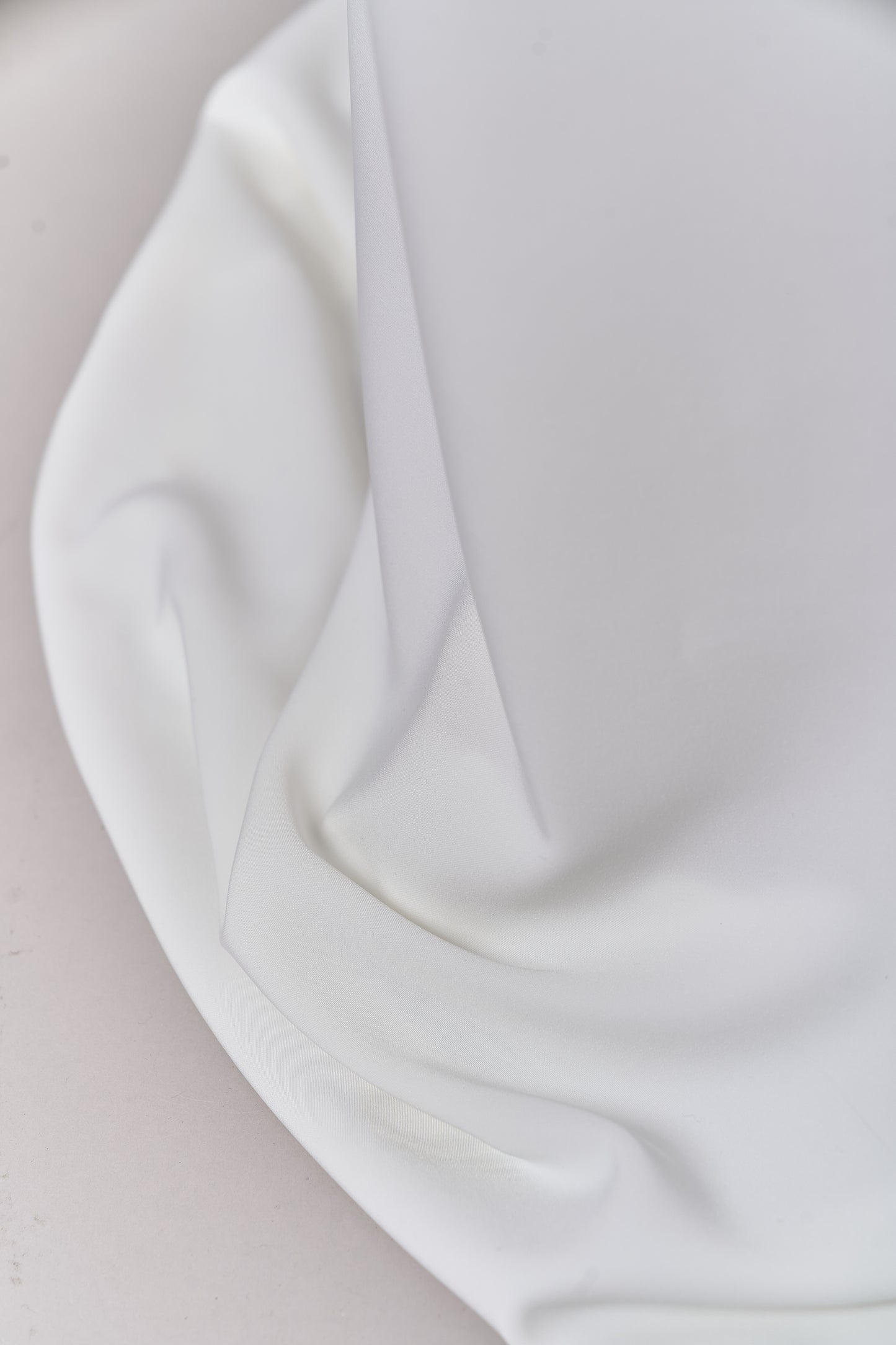 S0690 - Matte satin crepe