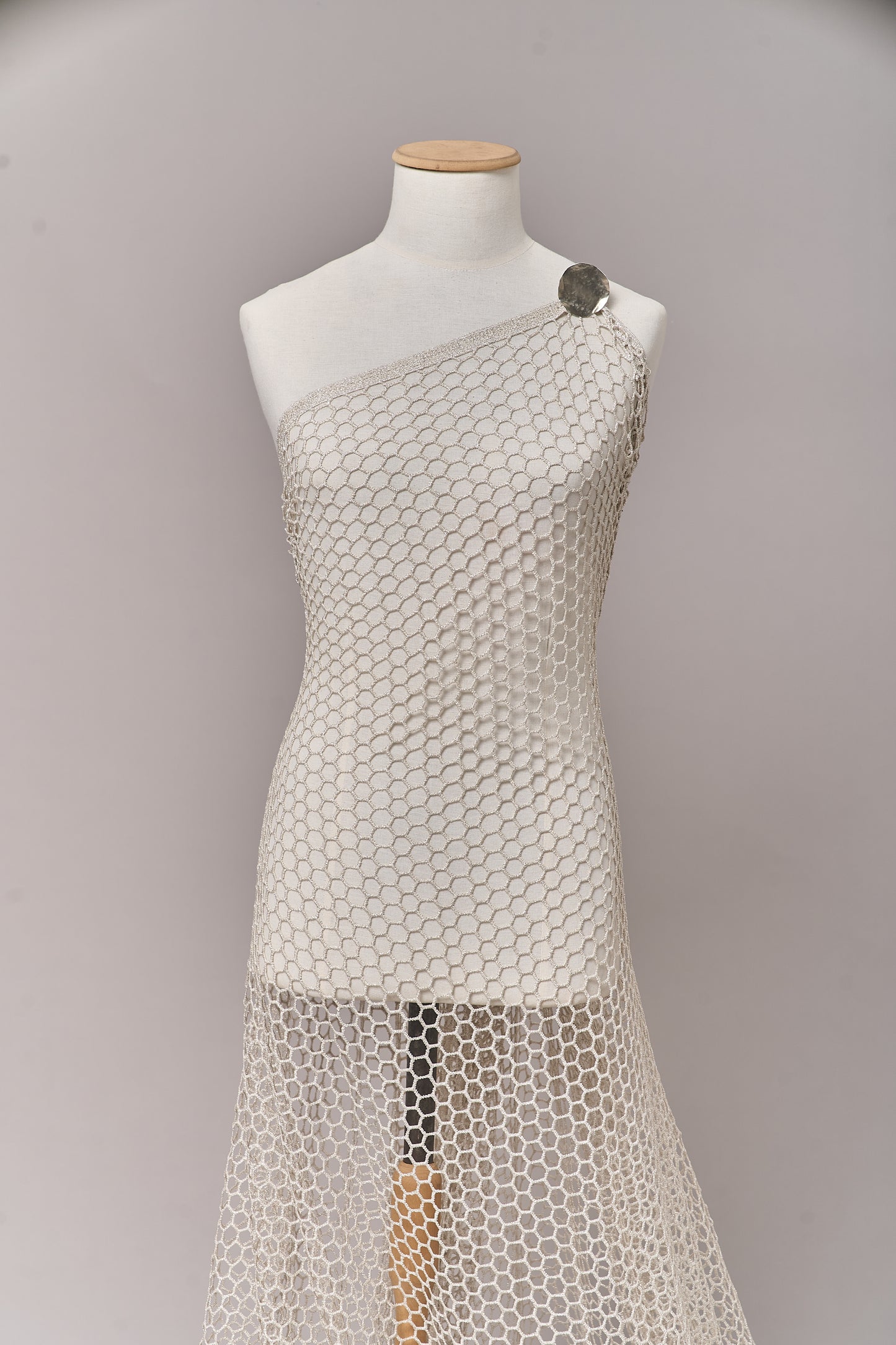 S0716 - Guipure with silver lurex