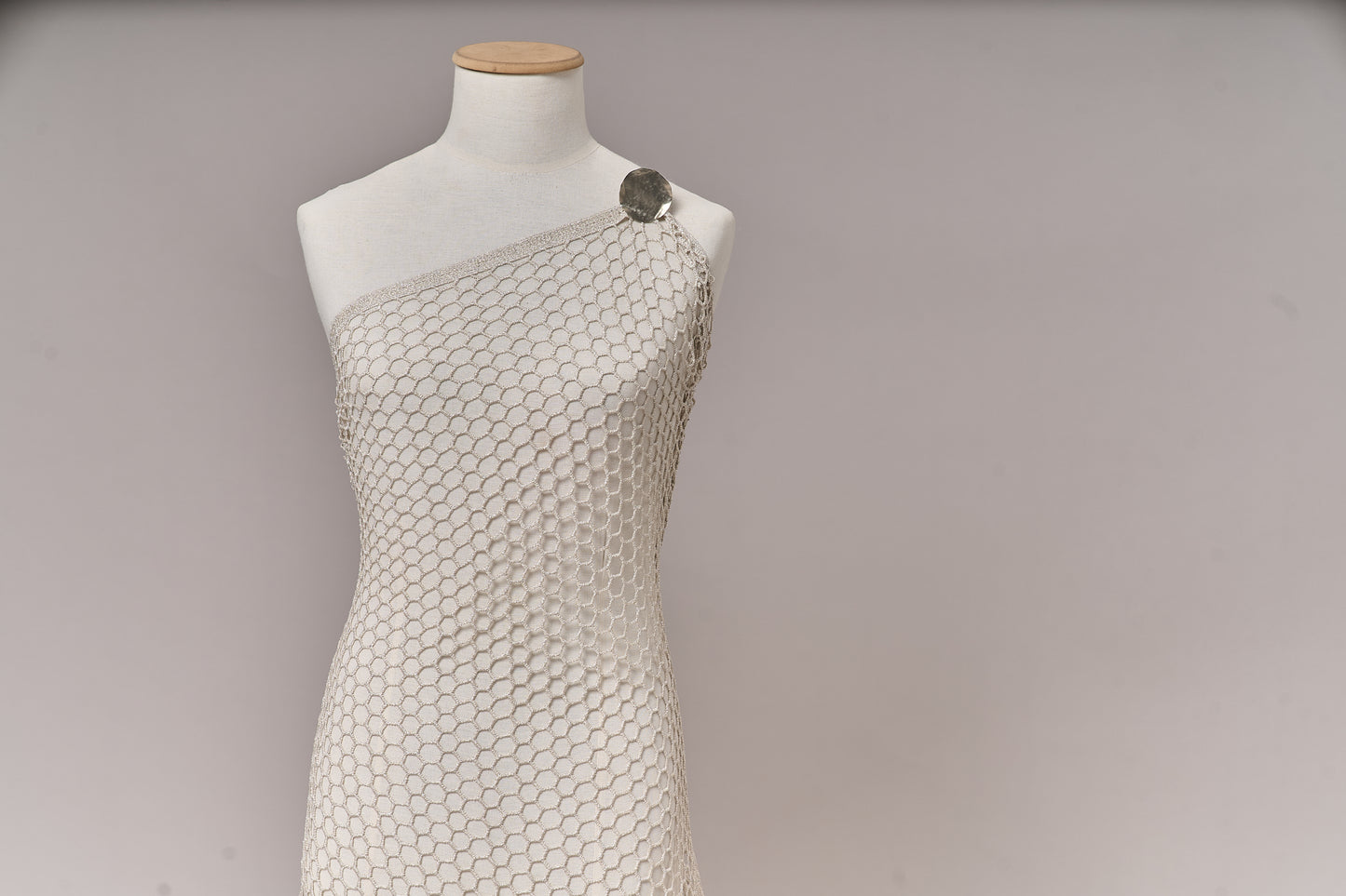 S0716 - Guipure with silver lurex