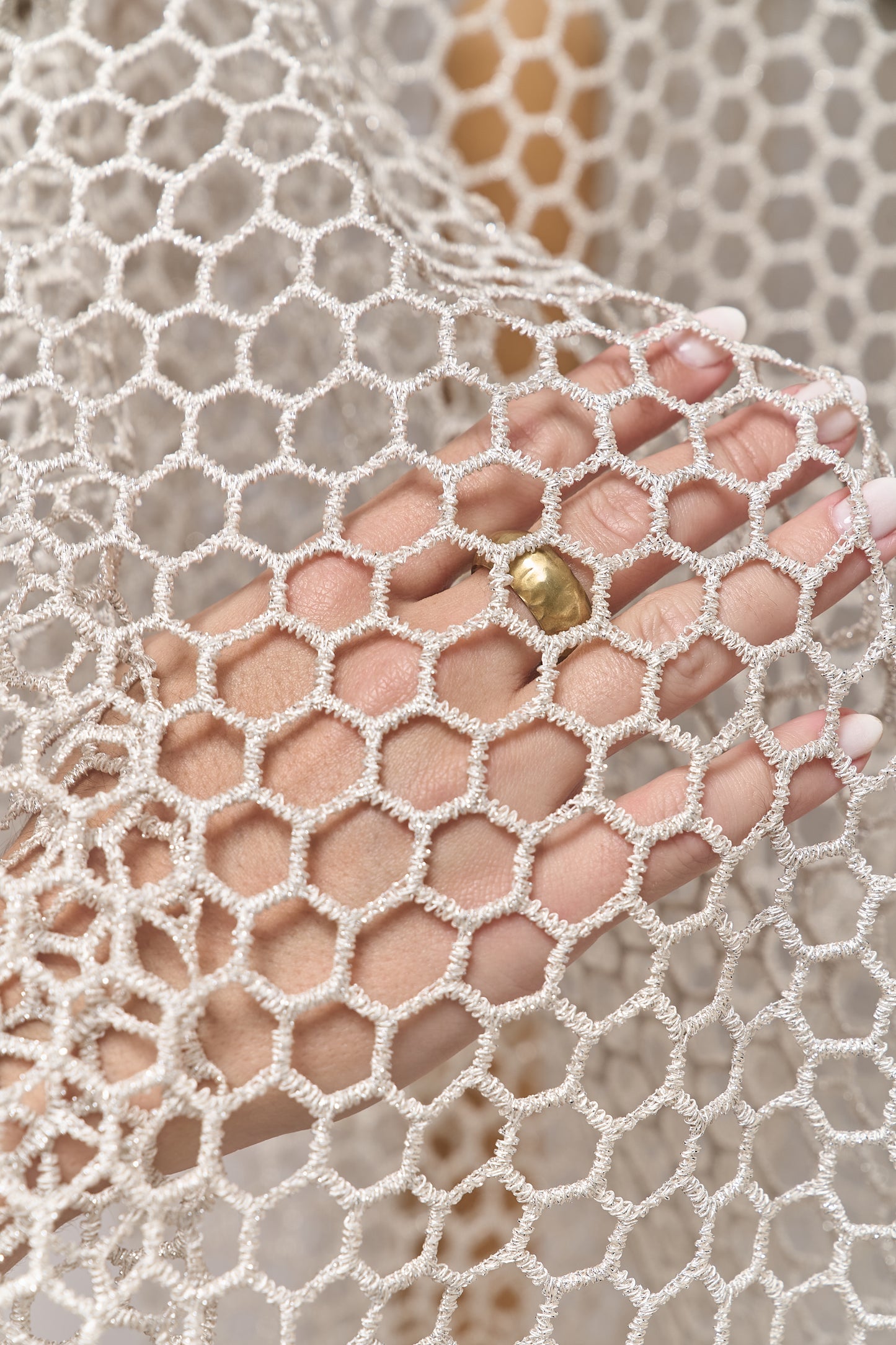 S0716 - Guipure with silver lurex