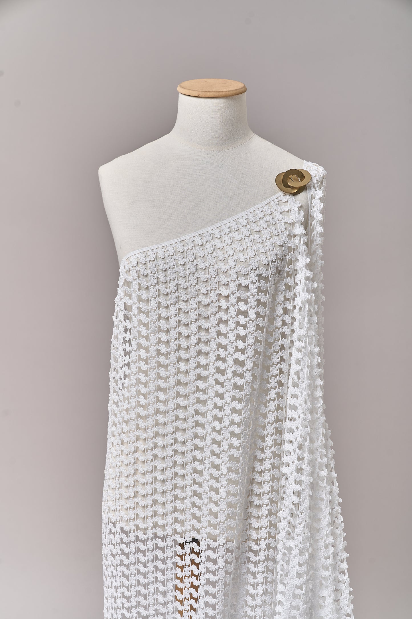 S0695 - Cotton guipure