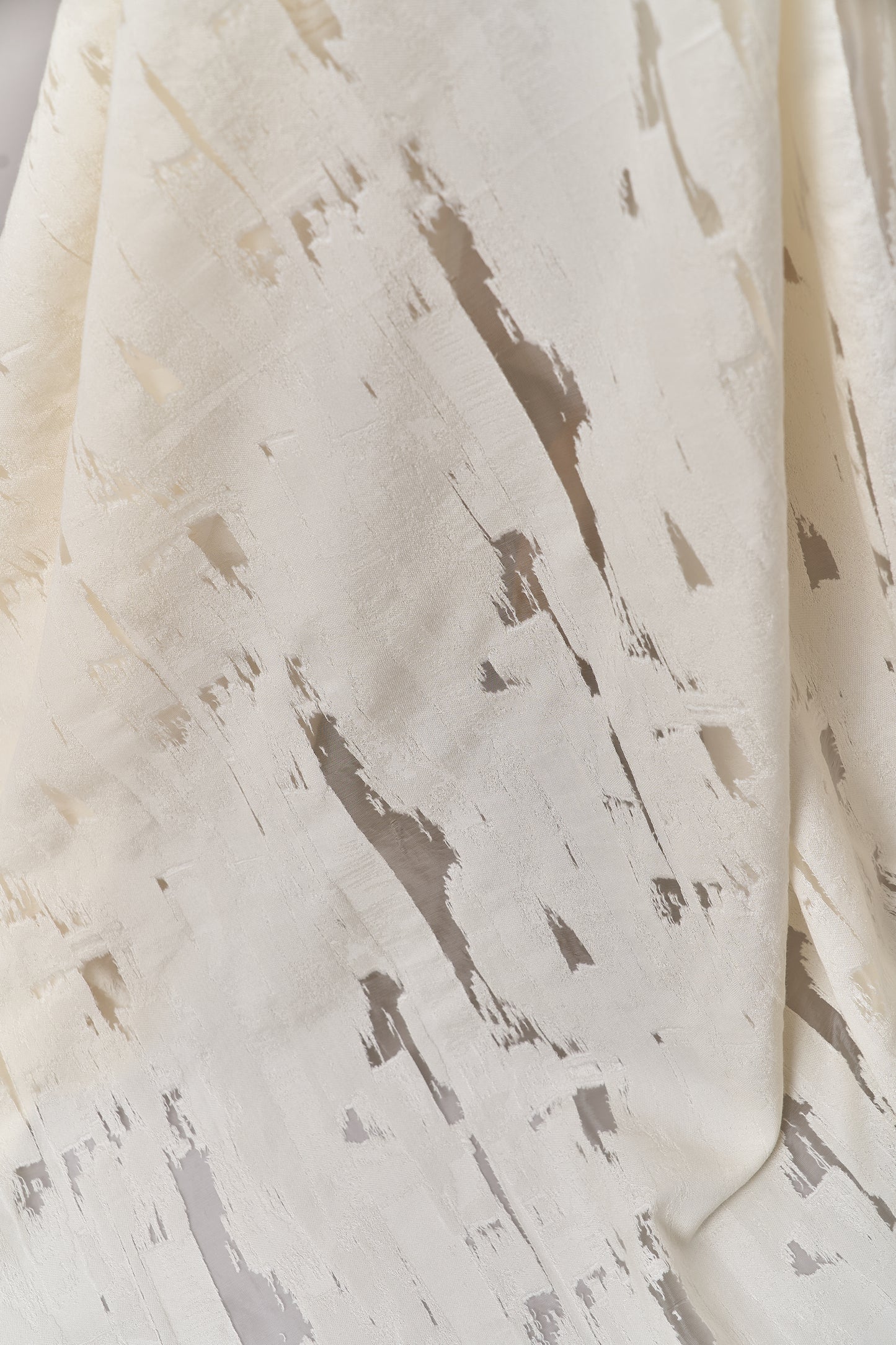 S0705 - Jacquard organza