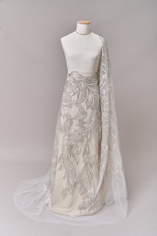 S0711 - Embroidered tulle with metallic thread