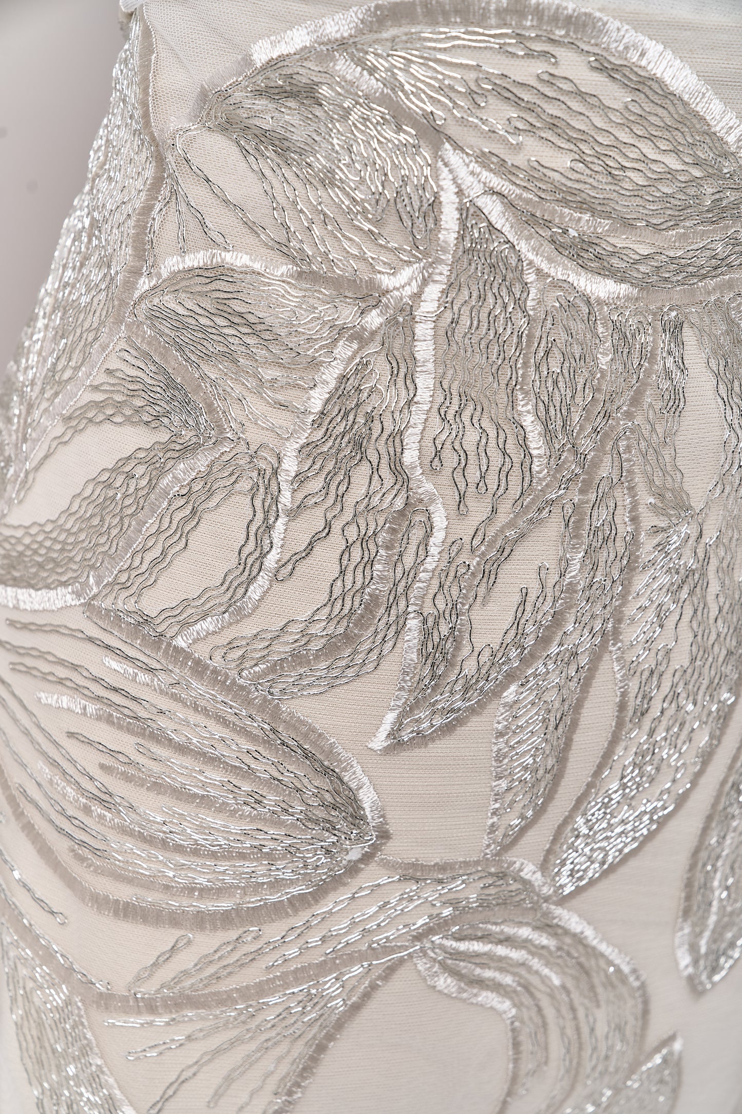 S0711 - Embroidered tulle with metallic thread