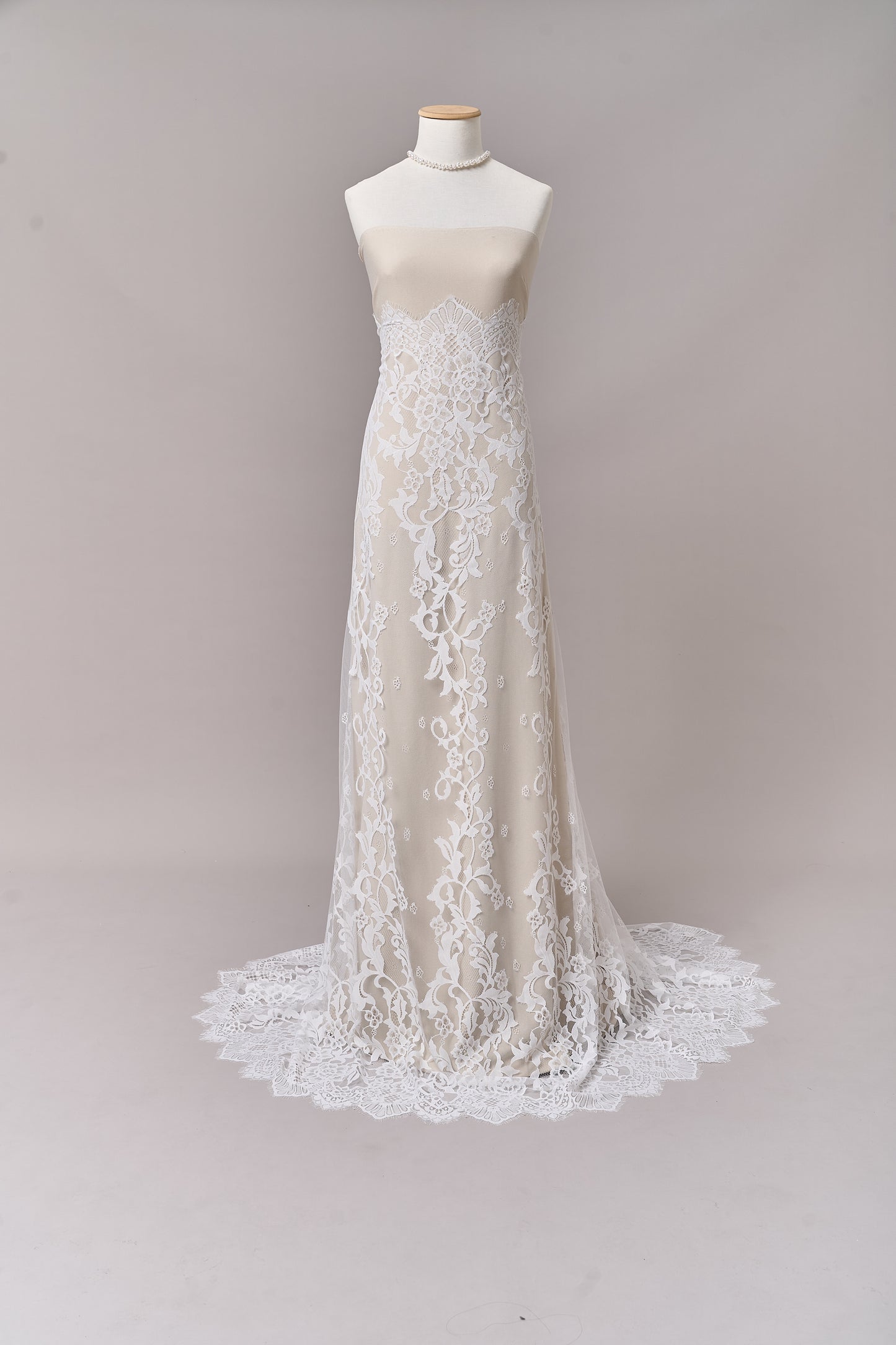 S0698 - Lace