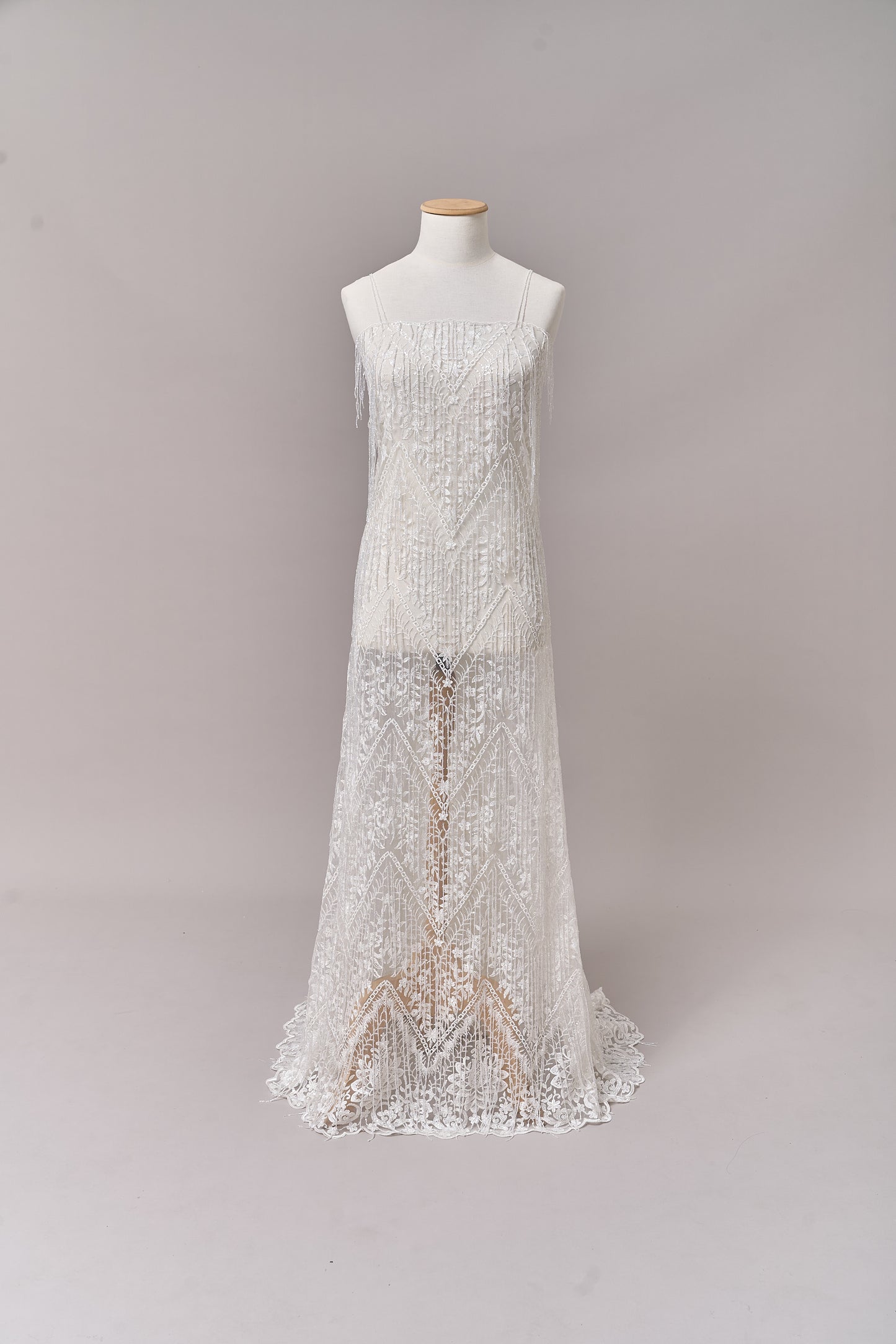 676 Off-white - Embroidered tulle with transparent beads and transparent sequins