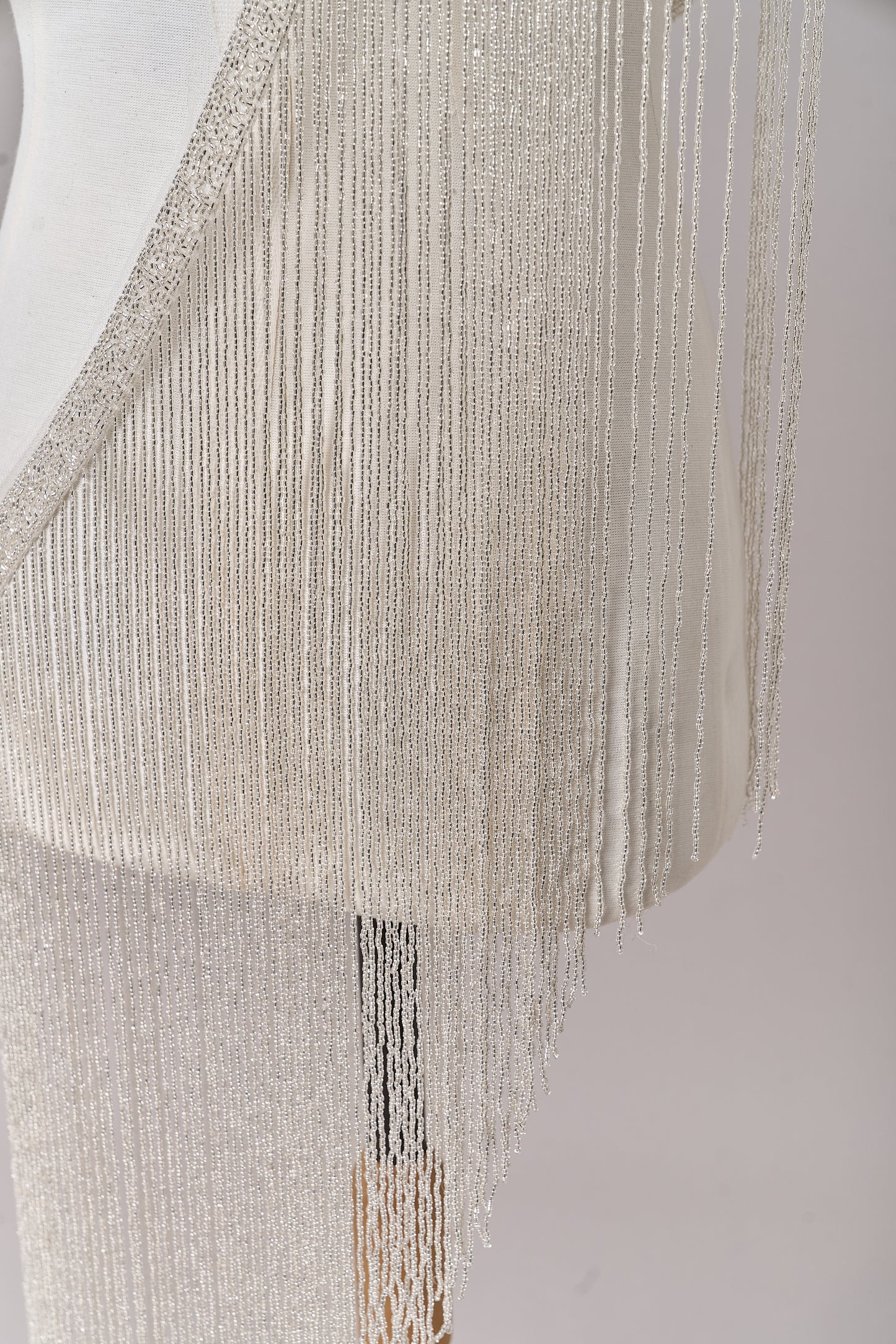 S0708 - Silver bugle bead fringe trim