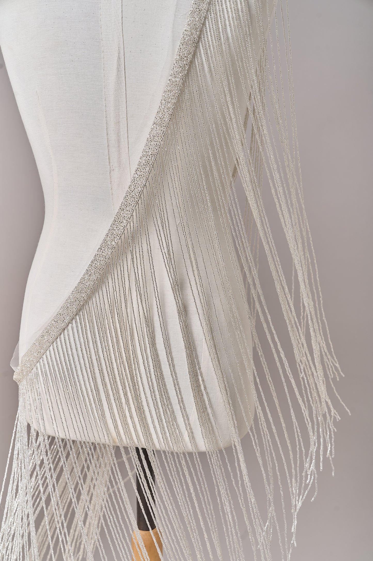 S0708 - Silver bugle bead fringe trim