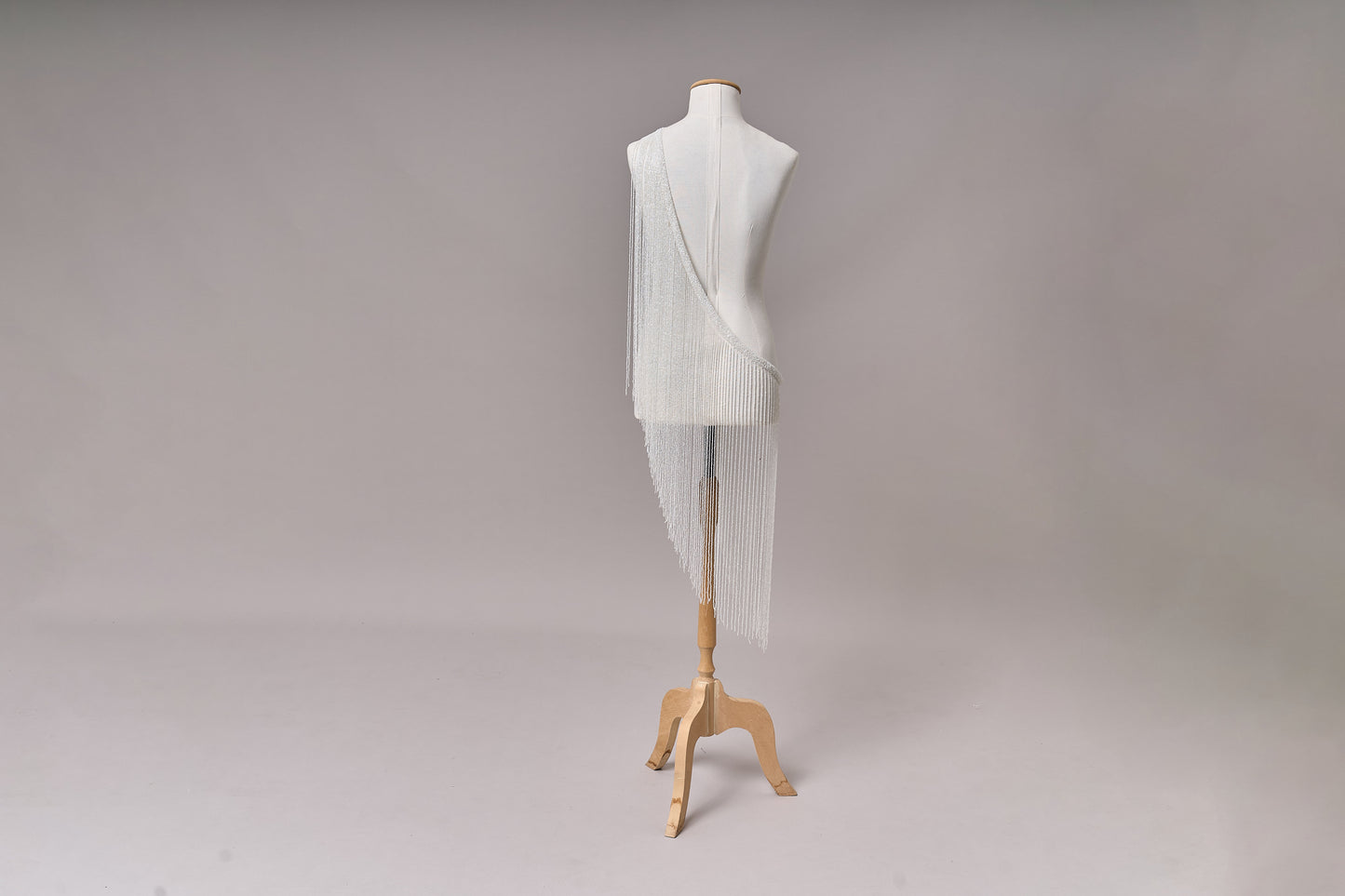S0708 - Off-white bugle bead fringe trim
