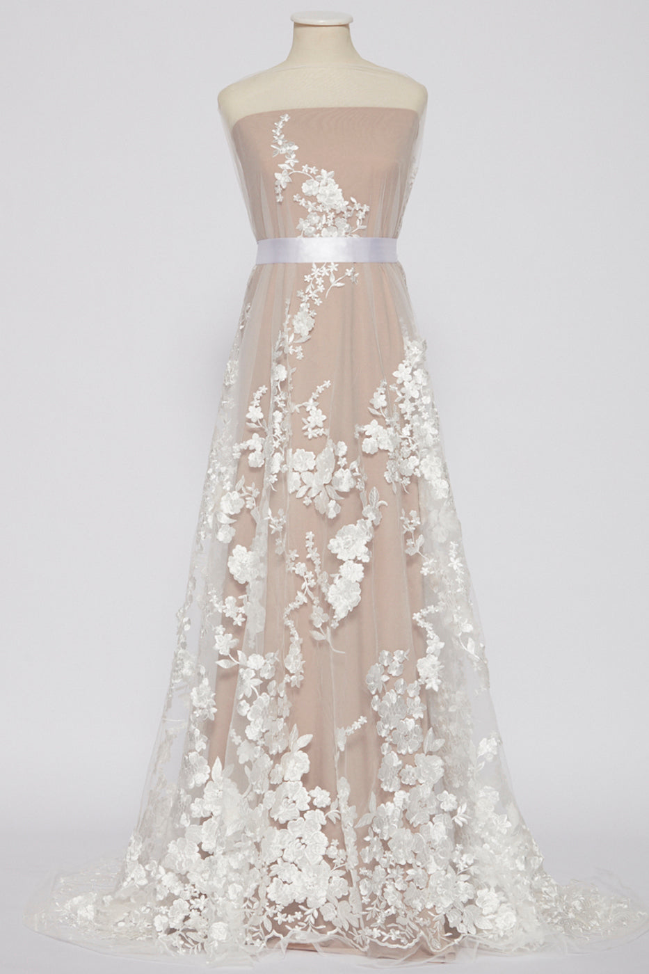 S0086 EMBROIDERED TULLE WITH 3D FLOWERS